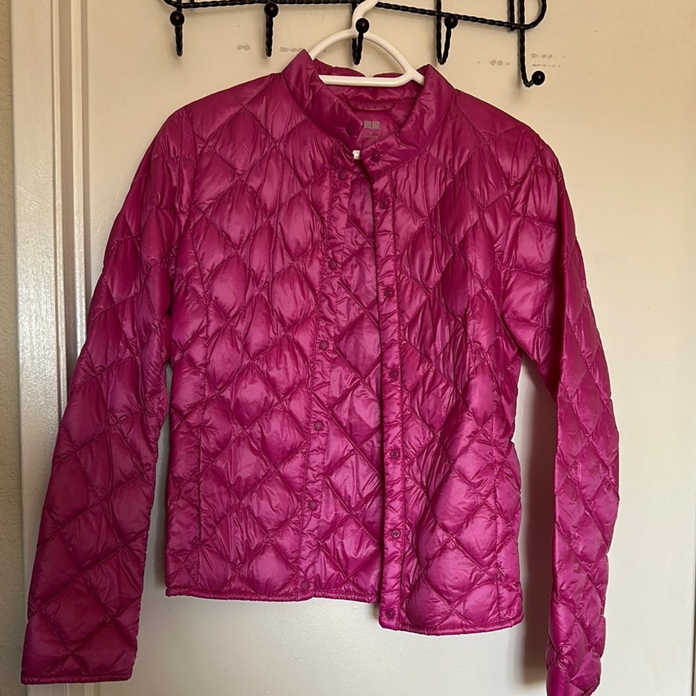 Uniqlo Women's Fuchsia Puffer Jacket